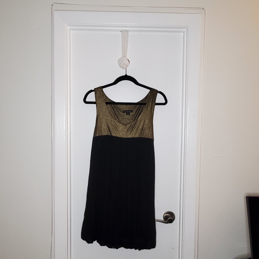 Forever 21 dress black and gold aline